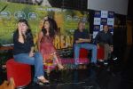 Sarita Chaudhry, Sudhir Mishra, Vishal Bharadwaj at the music launch of For Real film in PVR, Juhu on 8th Sept 2010 (10).JPG